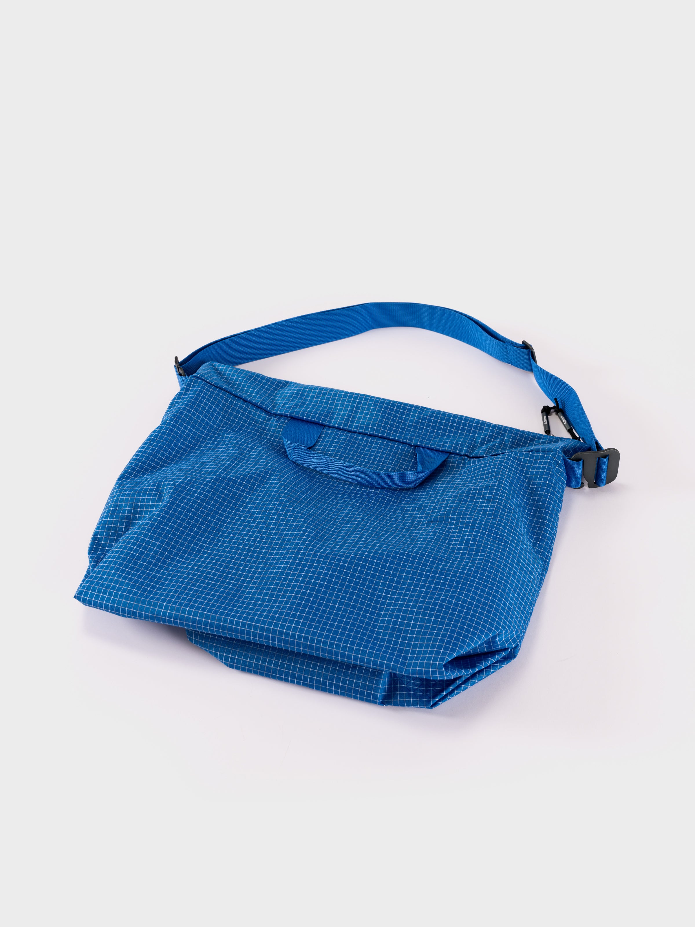 旅行かばん・小分けバッグ Adsum Zip Tote BLUE Adsum Ripstop Zip