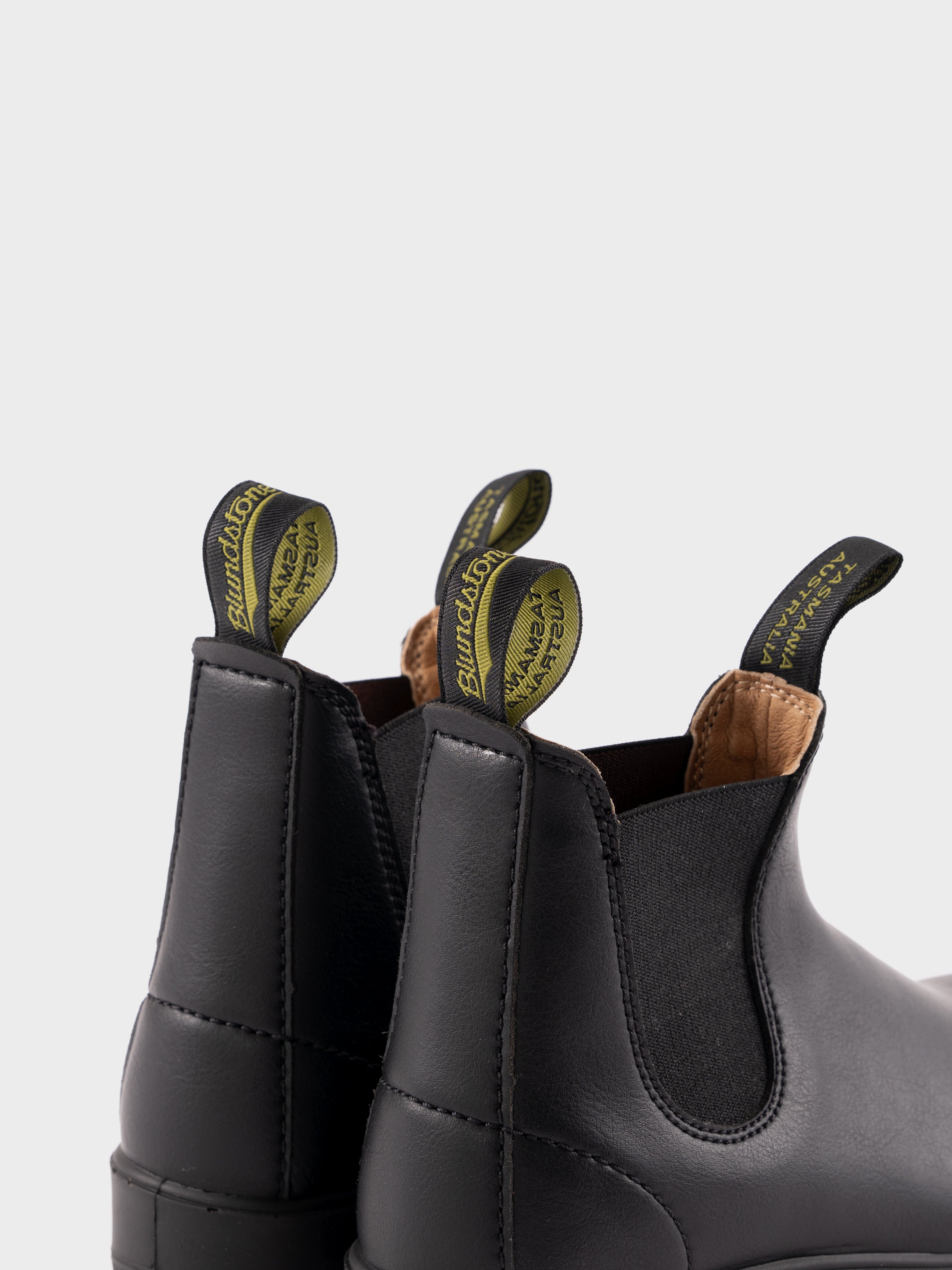 Blundstone Boots - 2115 - Black Vegan – Seven Stones