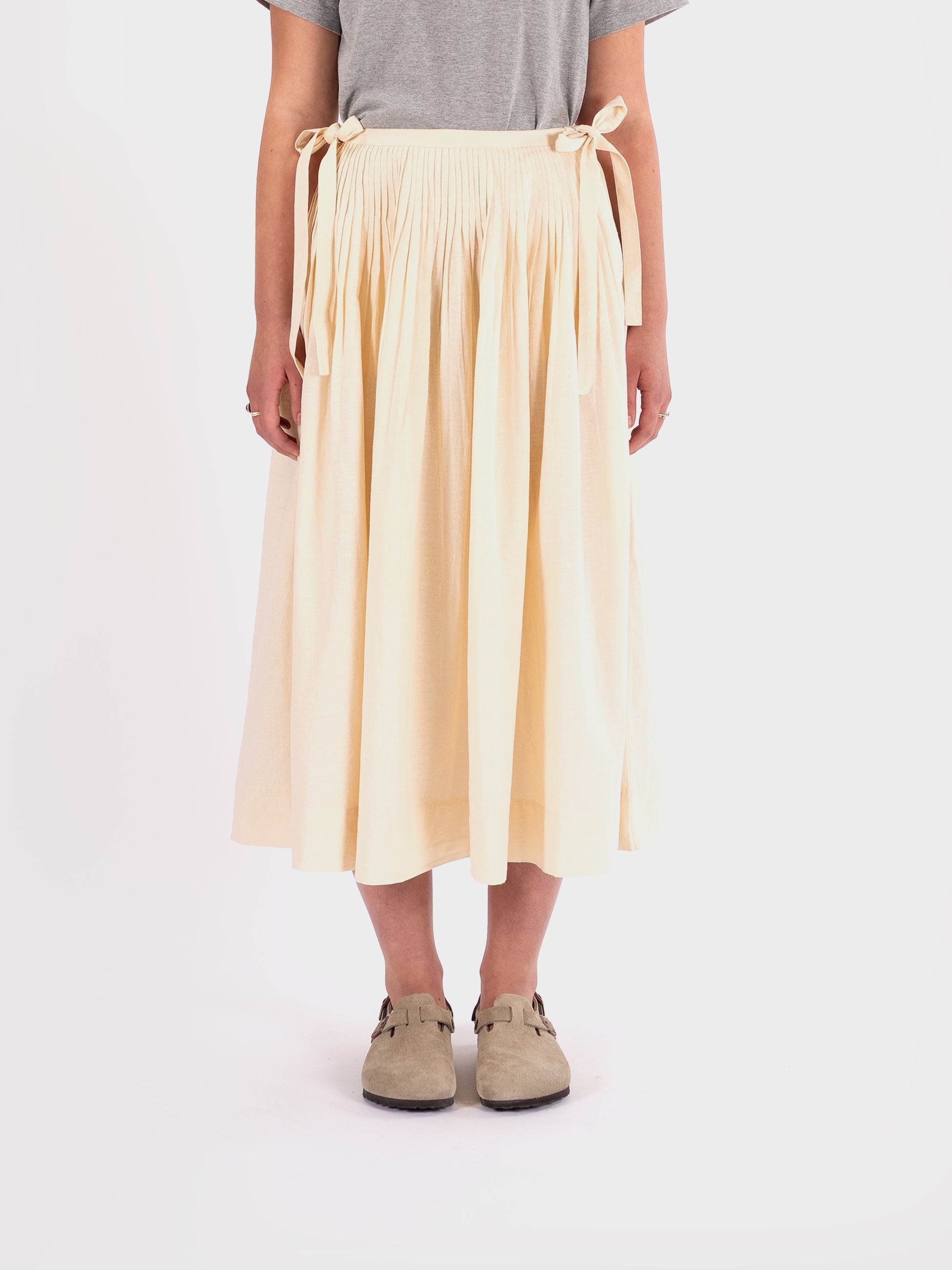 TOAST Pleated Cotton Linen Skirt - Ecru