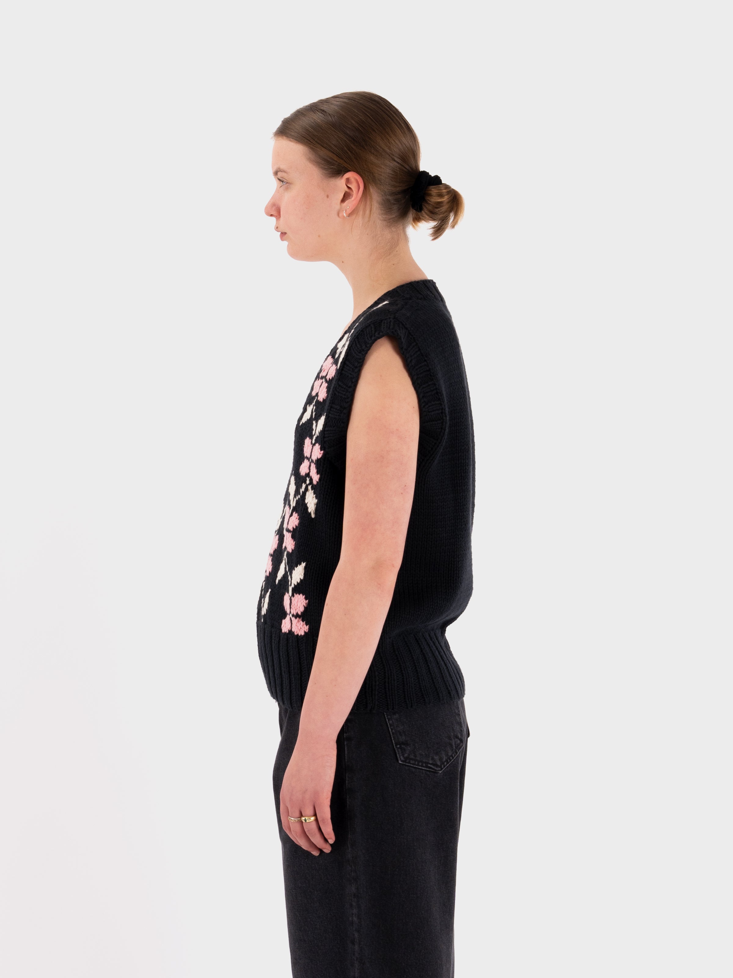 YMC Heidi Flower Vest - Black – Seven Stones